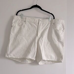 H&M High Waist Stretch White Girlfriend Fit Denim Shorts – Size 20 Plus Size